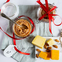 Apple chutney with ginger