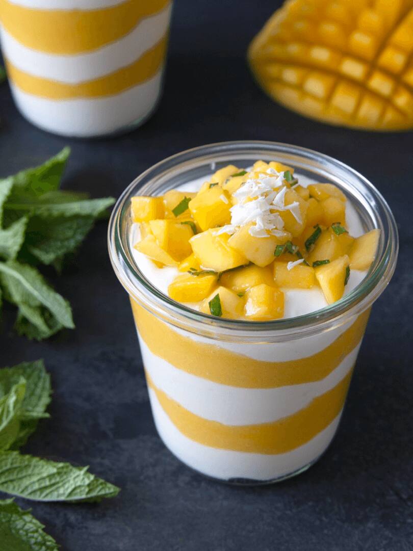 Creamy mango dessert