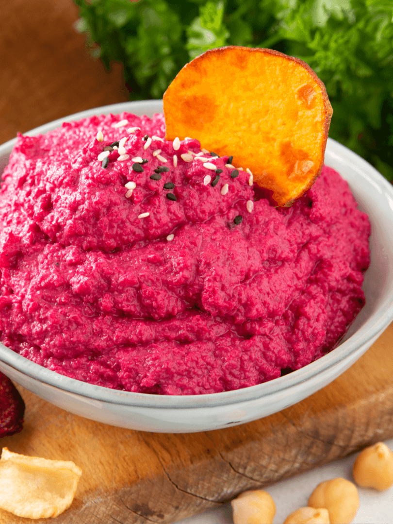 Vegetable chips & beetroot hummus