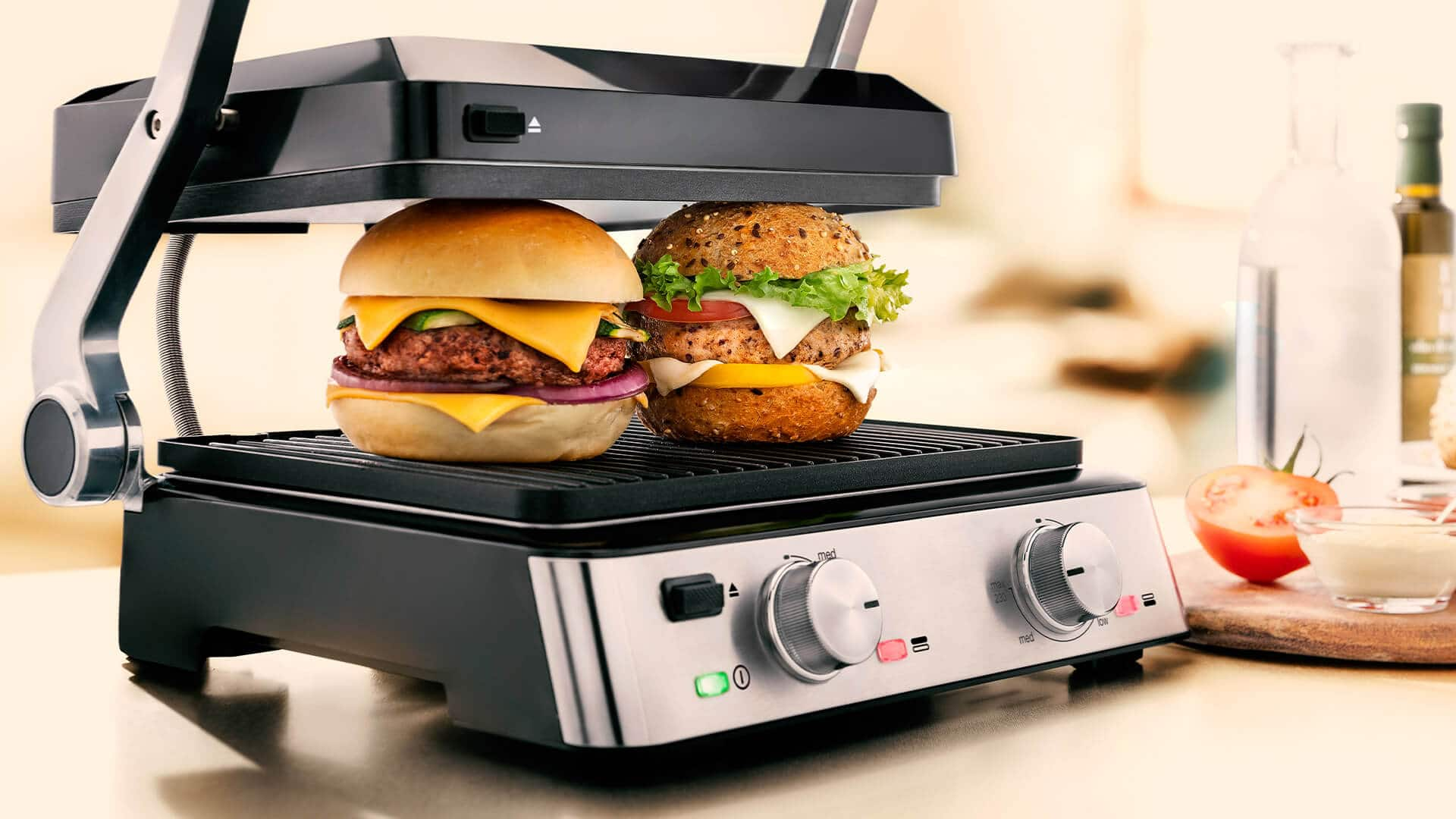 Braun MultiGrill 7 in use