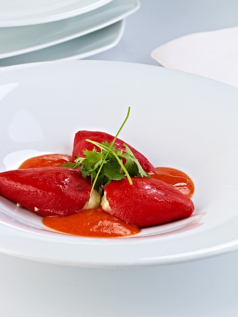 en-PSP-RTS-Puree-accessory-Recipe_01_Piquillo-peppers-stuffed_810x1080.jpg