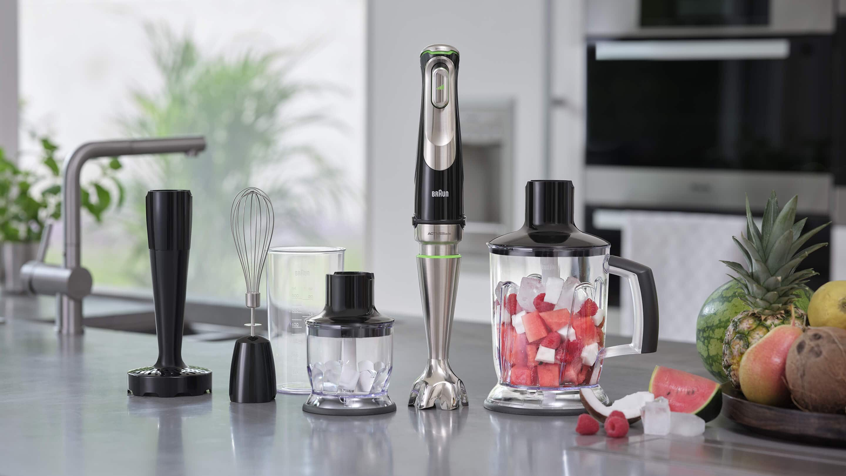 Braun MultiQuick 9X Hand blender in use