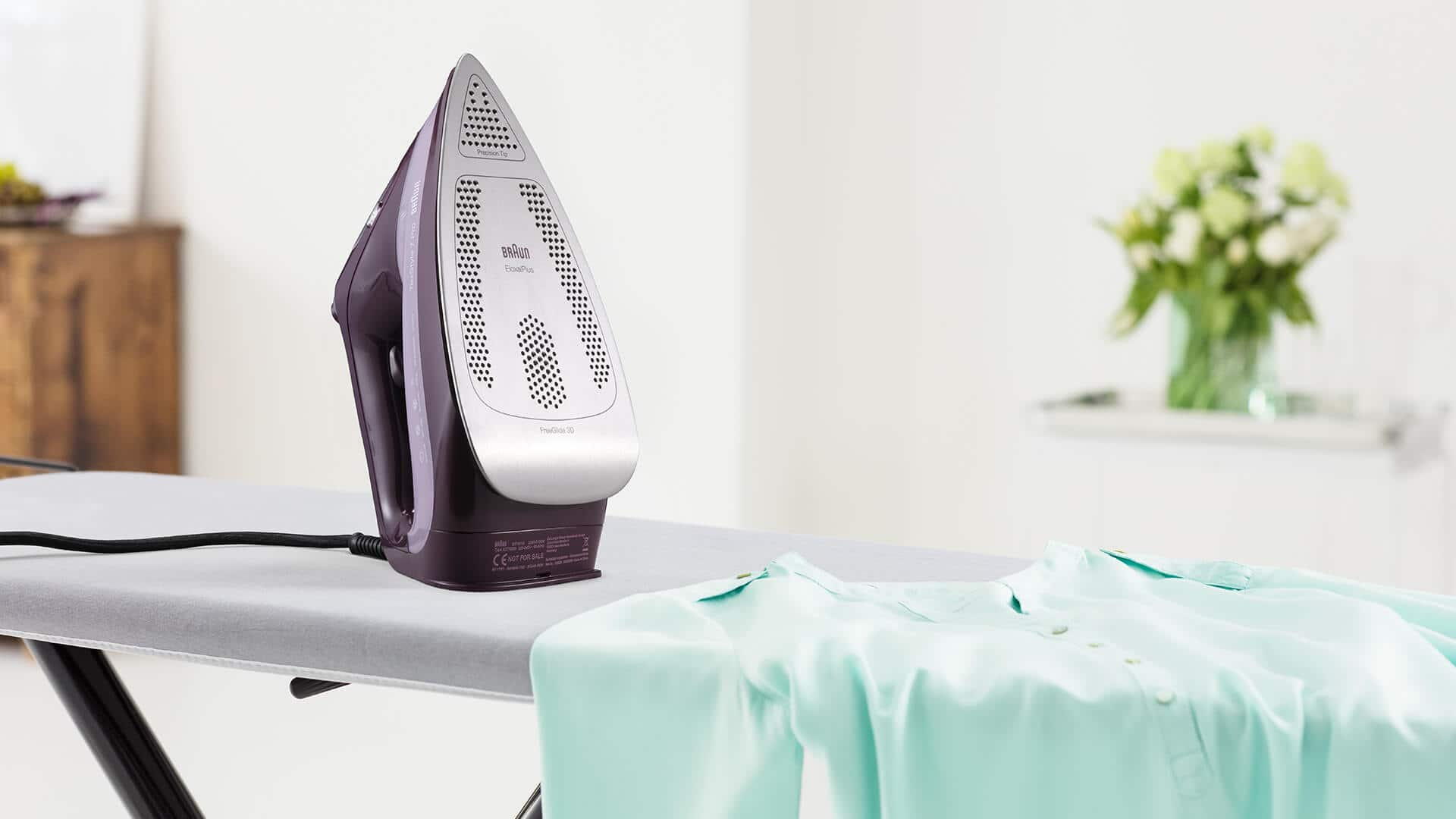 Braun TexStyle 7 Pro steam iron