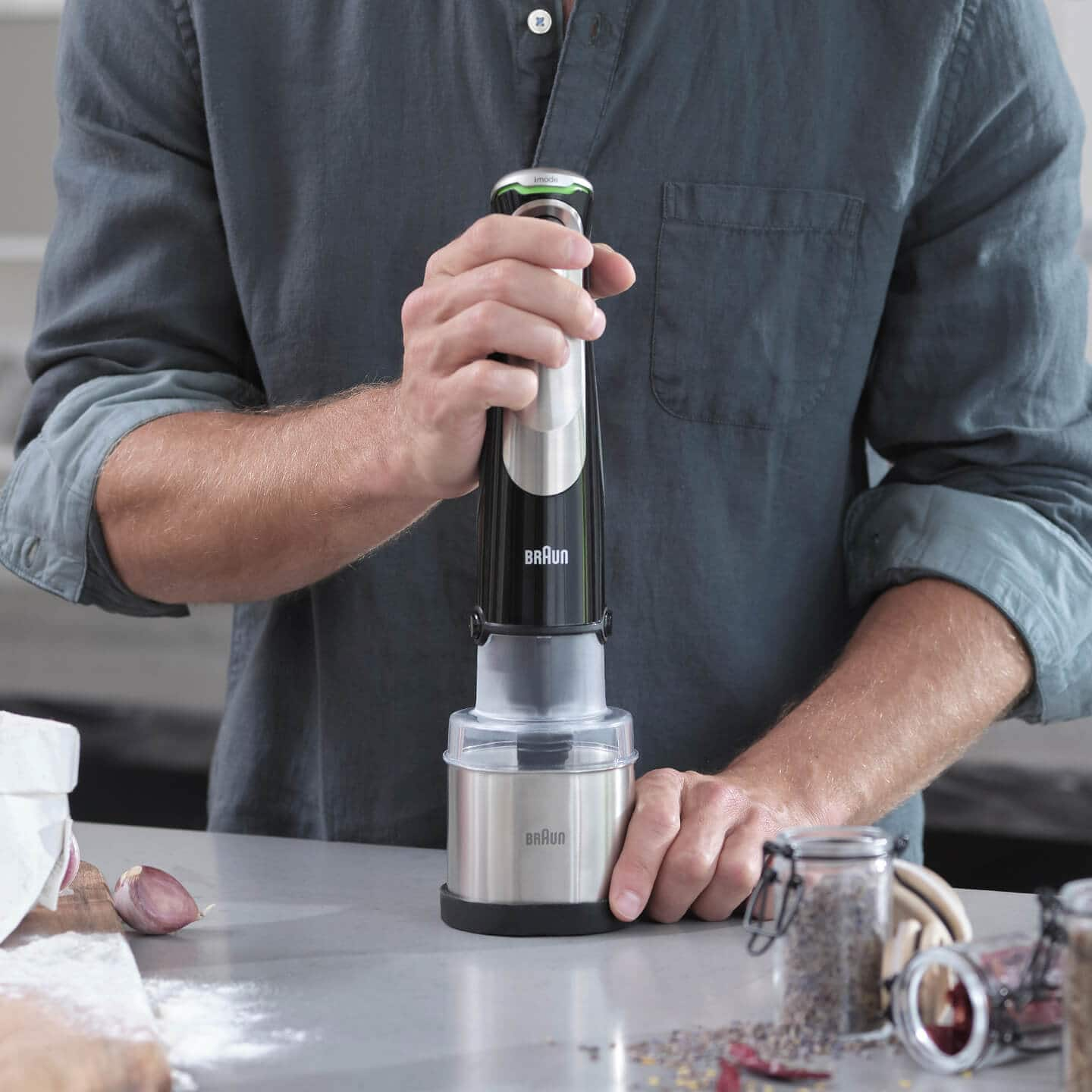 Braun MultiQuick 9X Hand blender with grinder attachment