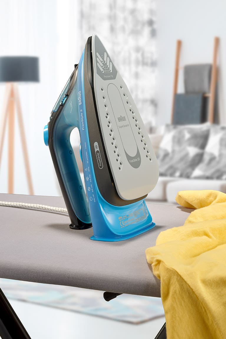 Braun FreeStyle 3 steam iron