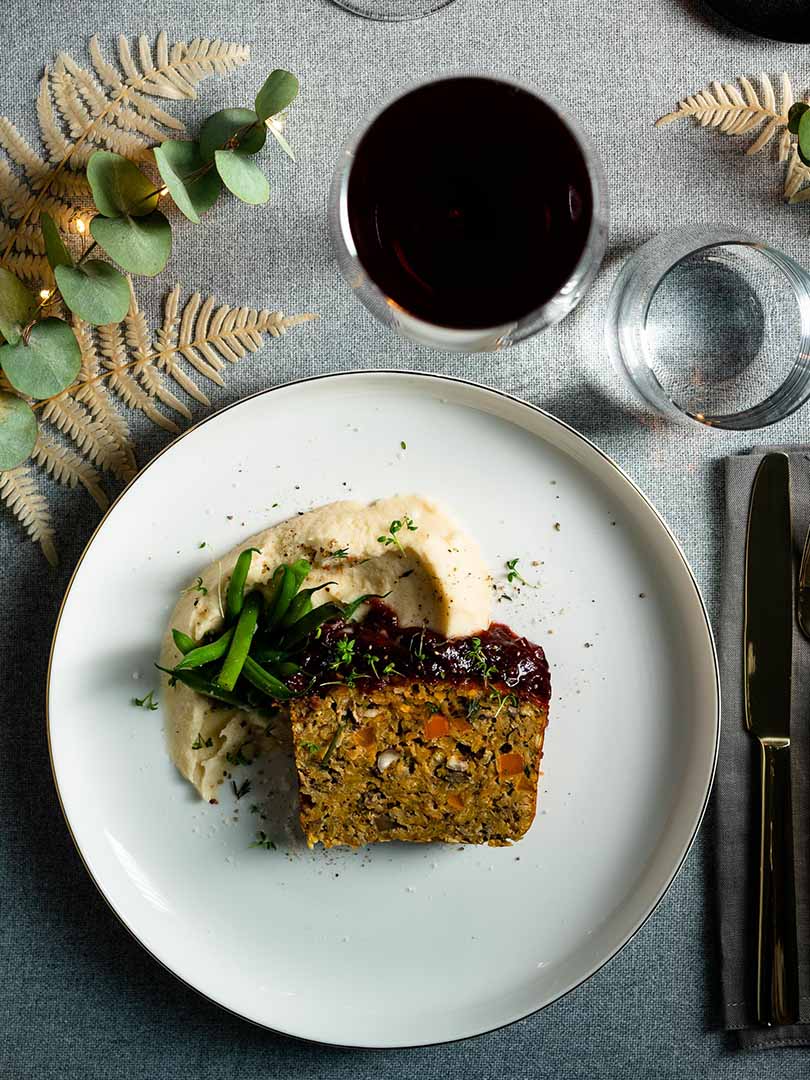 festive_slider-1_lentils-roast_card-2_810x1080.jpg